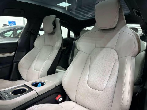 Porsche Taycan Performance 79.2Kwh 4S White #5