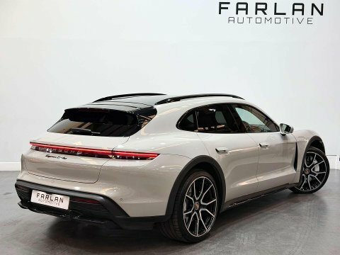 Porsche Taycan Performance Plus 93.4Kwh Grey #5
