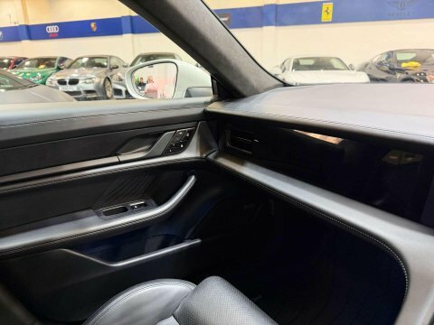 Porsche Taycan Taycan Turbo Cross Turismo My Black #32