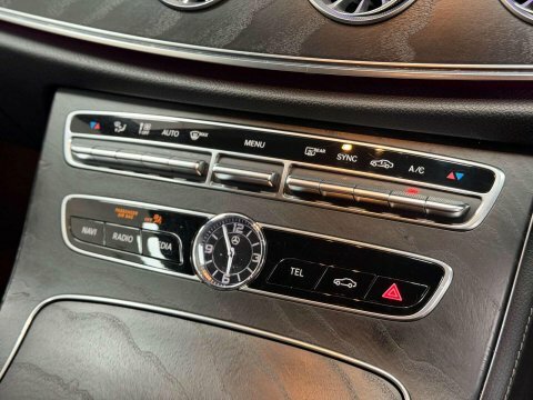 Mercedes-Benz E Class Se Premium Bluetec #48