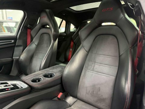 Porsche Panamera 4.0T V8 Gts Black #6