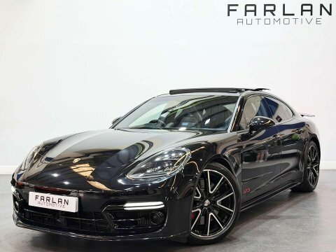 Porsche Panamera 4.0T V8 Gts Black #3