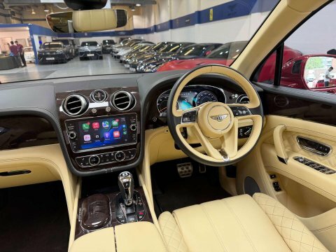 Bentley Bentayga Azure 3.0 V6 Hybrid Azure  #33