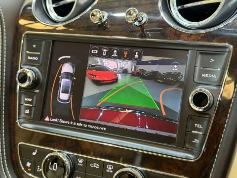 Bentley Bentayga Azure 3.0 V6 Hybrid Azure  #36