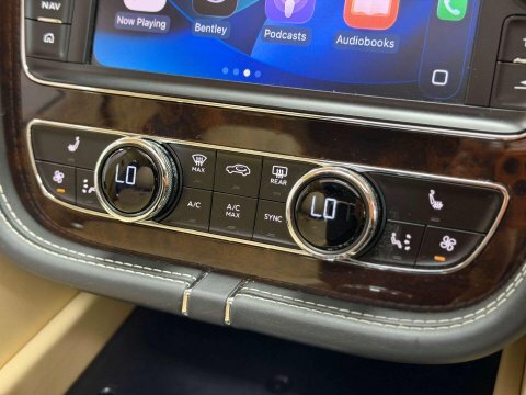 Bentley Bentayga Azure 3.0 V6 Hybrid Azure  #67