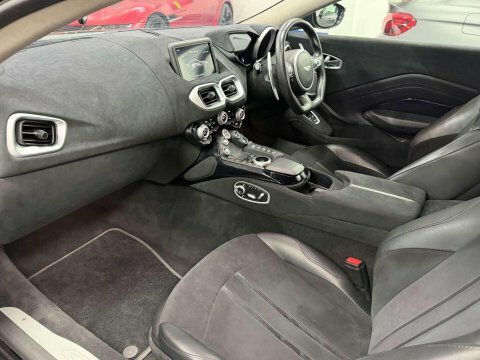 Aston Martin Vantage S 4.7 V8 Volante Black #55