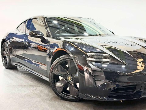 Porsche Taycan Performance Plus 93.4Kwh Black #5