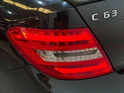 Mercedes-Benz C Class Premium 4Matic 4Wd  #32