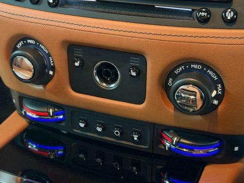 Rolls-Royce Wraith V12 Blue #64
