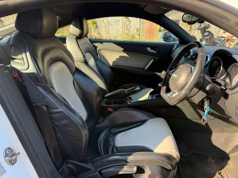 Audi TT Coup- Black Edition 40 Tfsi 197 Ps S Tronic White #18