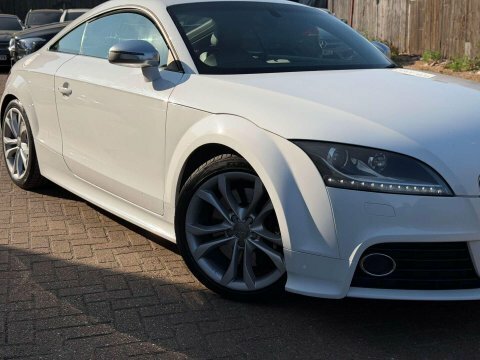 Audi TT Coup- Black Edition 40 Tfsi 197 Ps S Tronic White #7