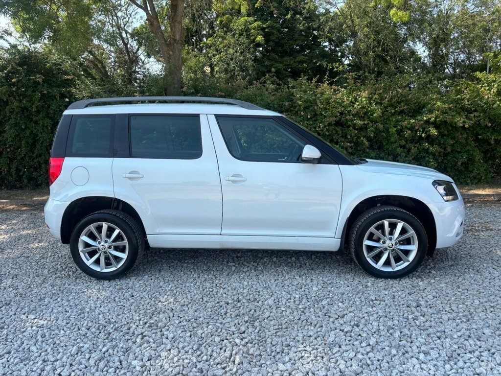 Skoda Yeti 1.2L Se White #2