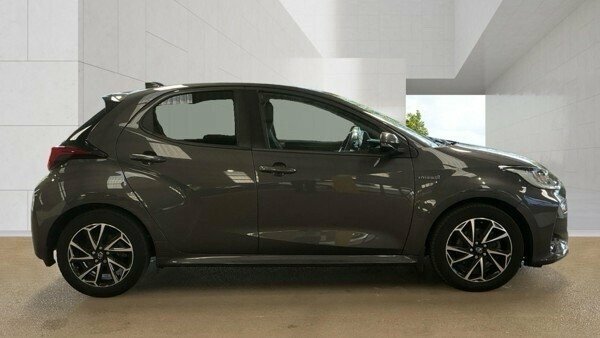 Toyota Yaris 1.5L Design Grey #3