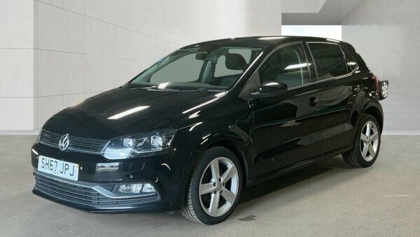 Volkswagen Polo 1L Sel Black #5