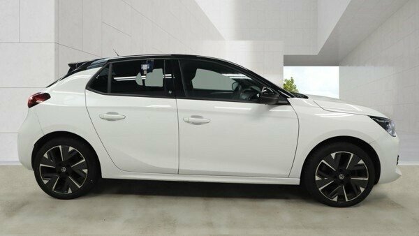 Vauxhall Corsa-e Hatchback White #4