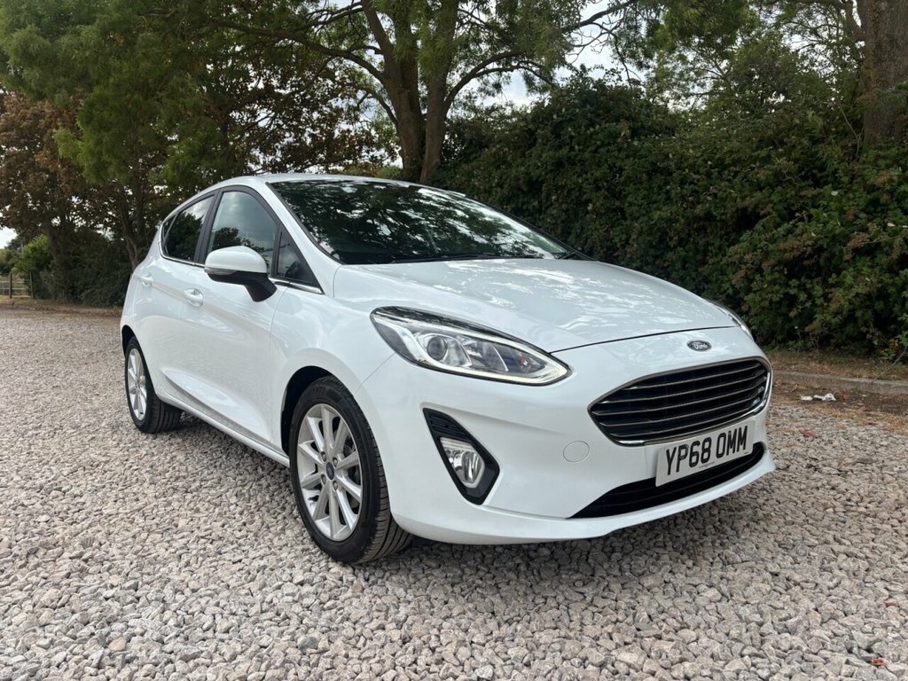 Ford Fiesta Hatchback YP68OMM White #3