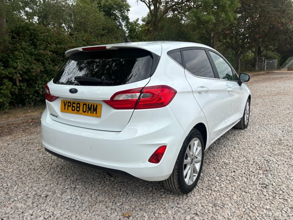 Ford Fiesta Hatchback YP68OMM White #4