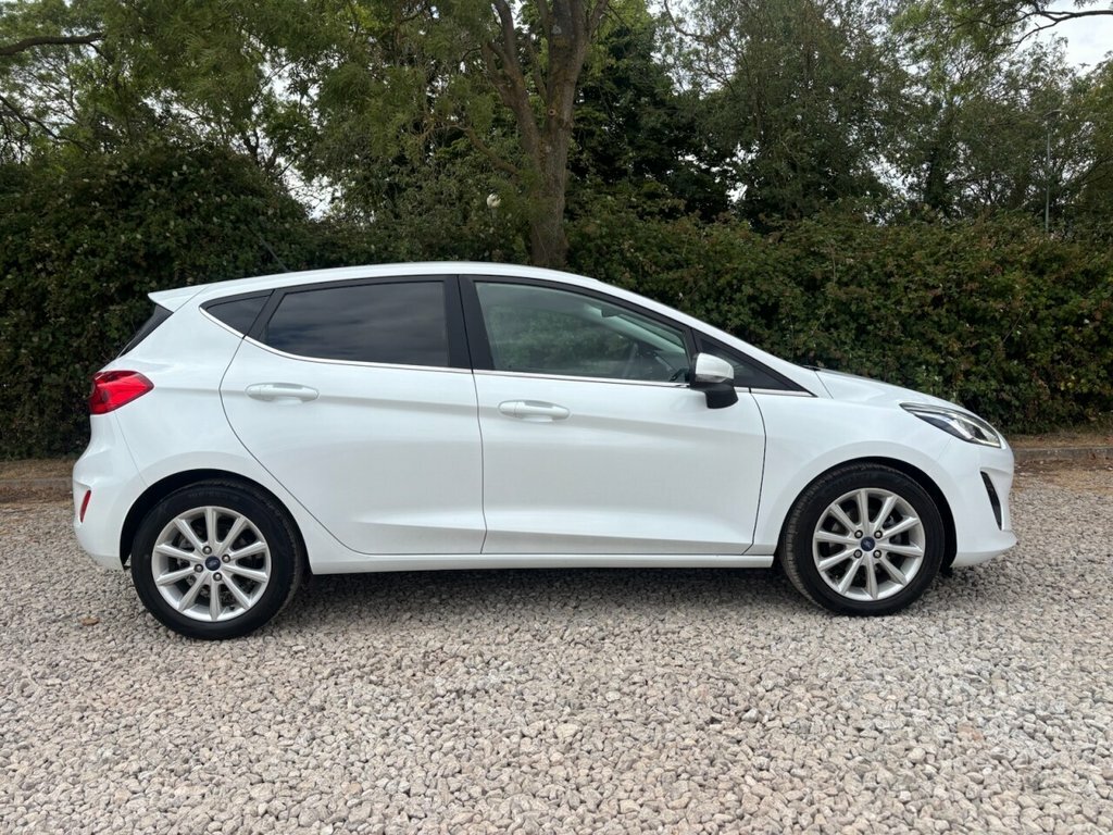 Ford Fiesta Hatchback YP68OMM White #2