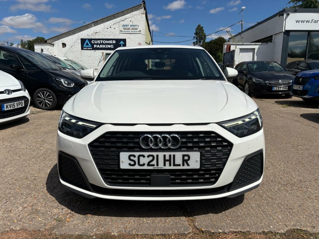 Audi A1 1L Technik White #4