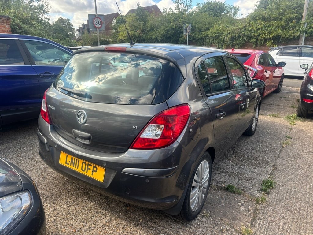 Vauxhall Corsa 1.4 16V Se Euro 5 Black #2