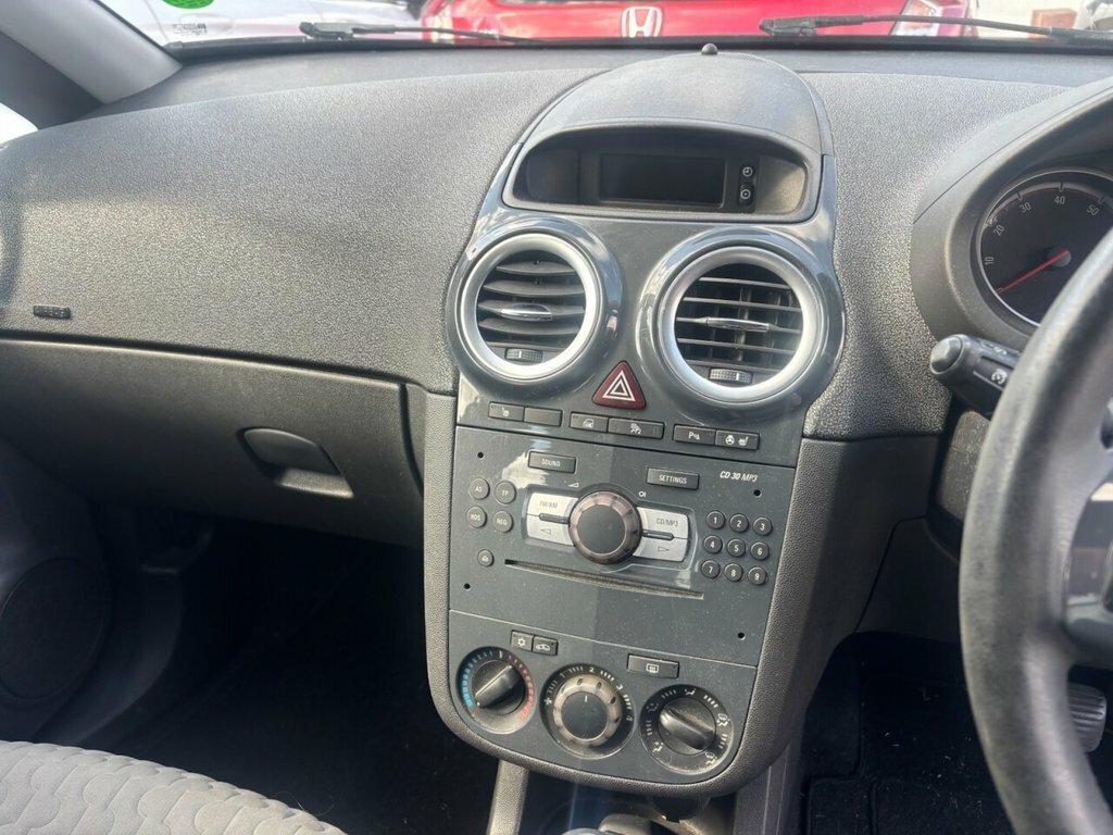 Vauxhall Corsa 1.4 16V Se Euro 5 Black #4