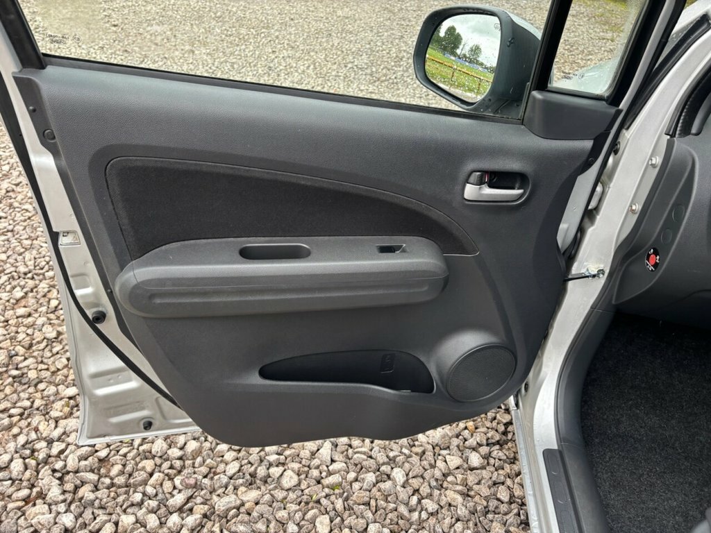 Suzuki Splash 1.2 Sz4 Mpv Euro 5 94 Ps Silver #25