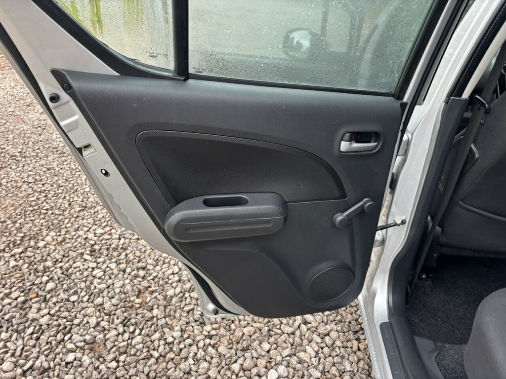 Suzuki Splash 1.2 Sz4 Mpv Euro 5 94 Ps Silver #31