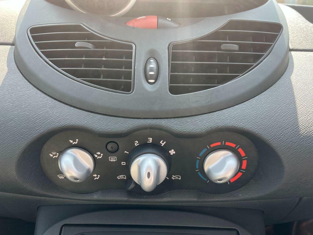 Renault Twingo Expression Black #27