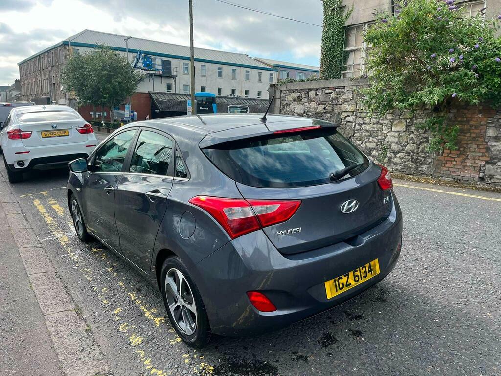 Hyundai I30 1.6 Crdi Blue Drive Se Dct Euro 6 S S Grey #3