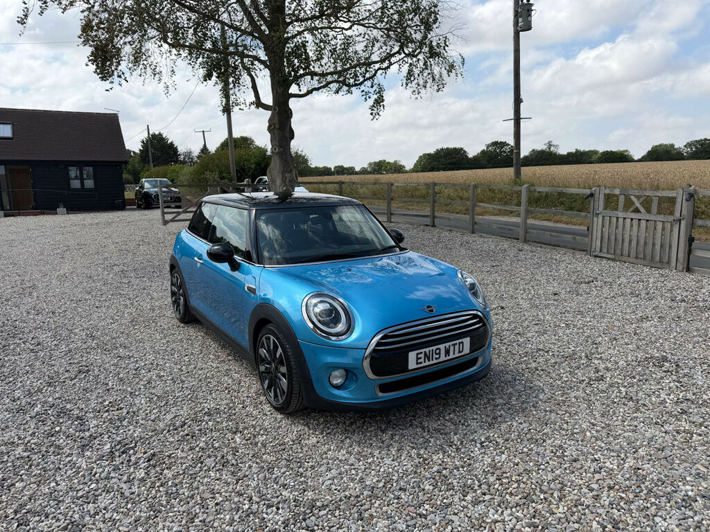 Mini Hatch 1.5 Cooper Exclusive Hatchback Aut Blue
