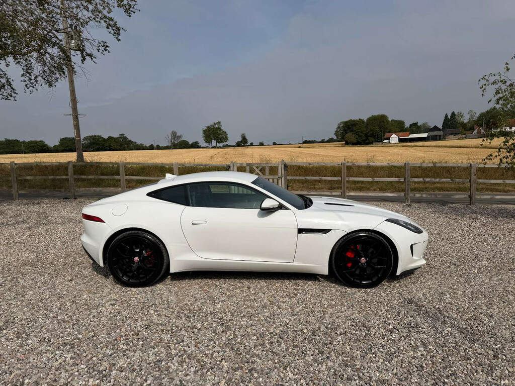 Jaguar F-Type 3.0 F-type V6 Coupe White #3