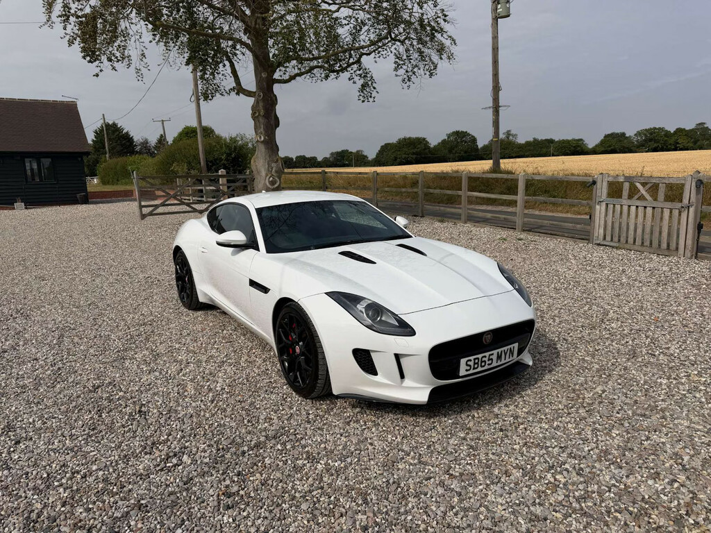 Jaguar F-Type 3.0 F-type V6 Coupe White