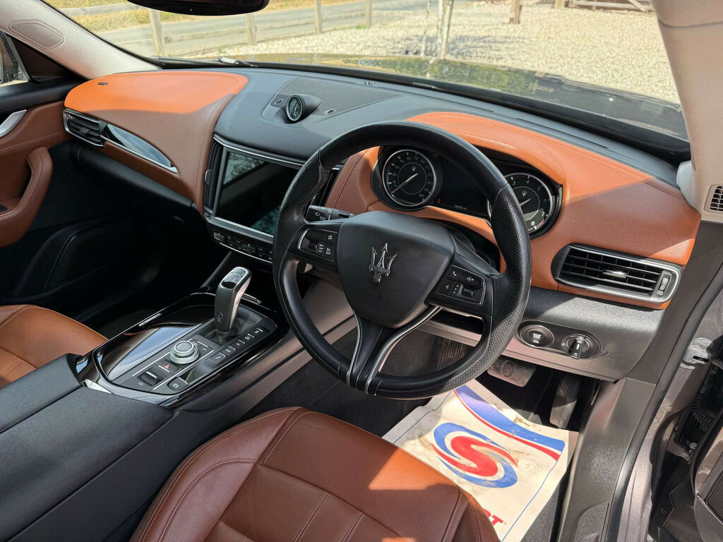 Maserati Levante Modena  #18