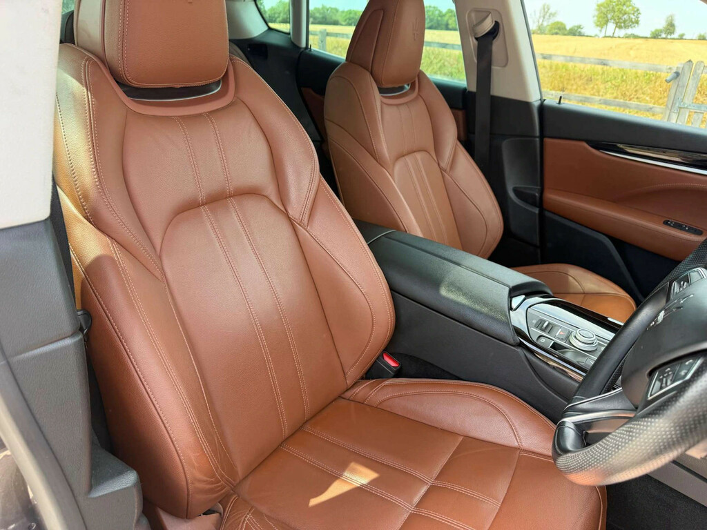 Maserati Levante Modena  #17