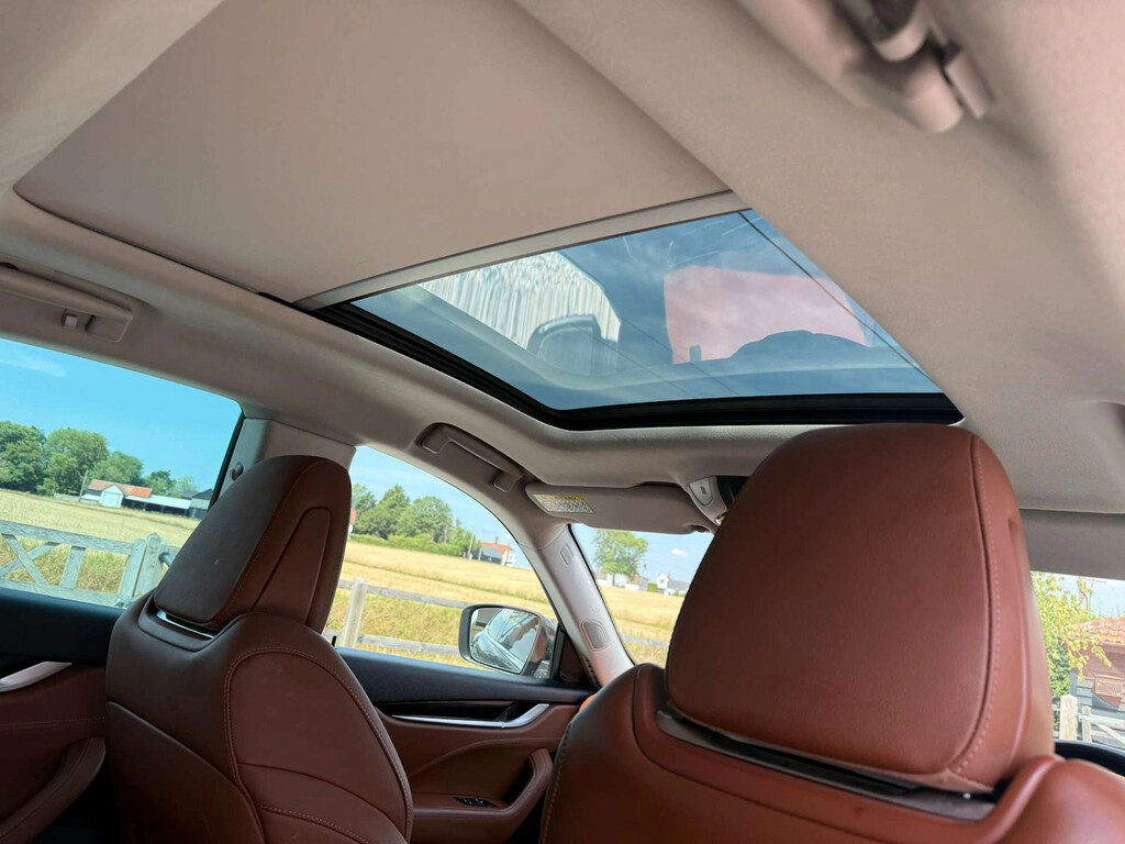 Maserati Levante Modena  #22