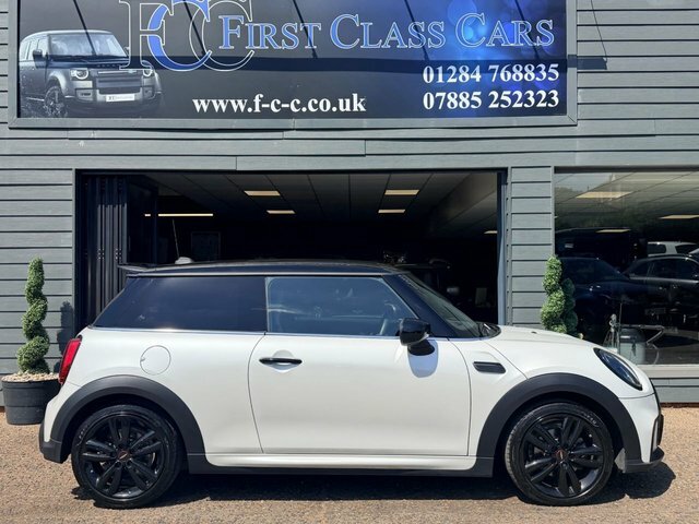 Mini Hatch 1.5 Cooper Sport Hatchback Steptronic E Black #2