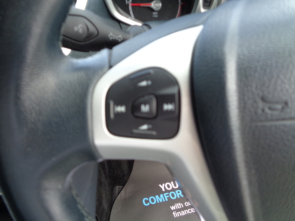 Ford Fiesta Titanium Silver #6