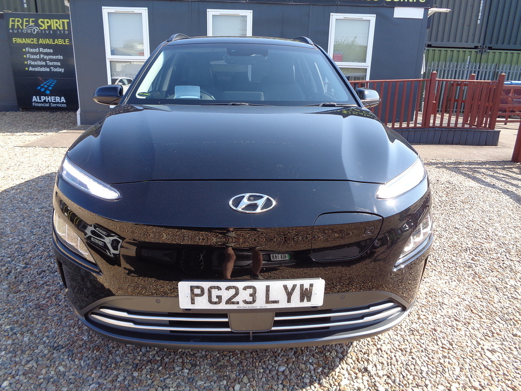 Hyundai Kona Ultimate Black #2
