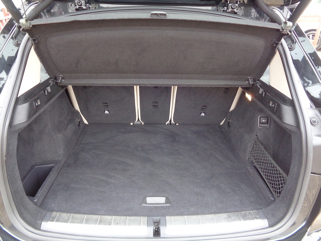 BMW X1 2L Xline Silver #26