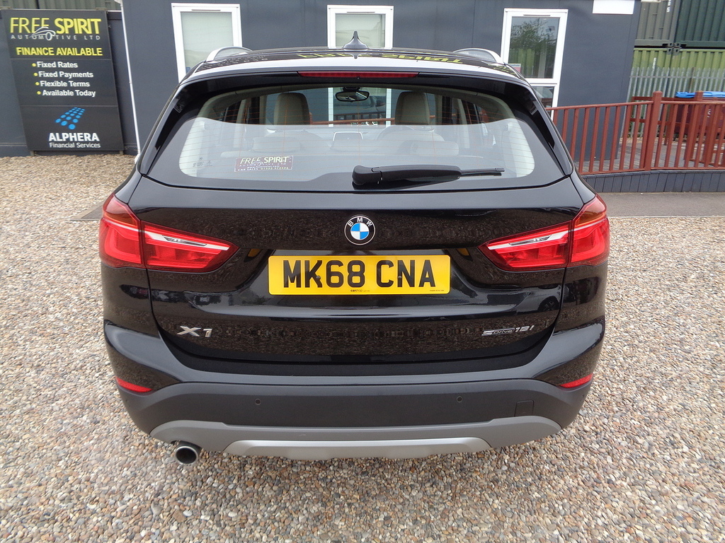 BMW X1 2L Xline Silver #27