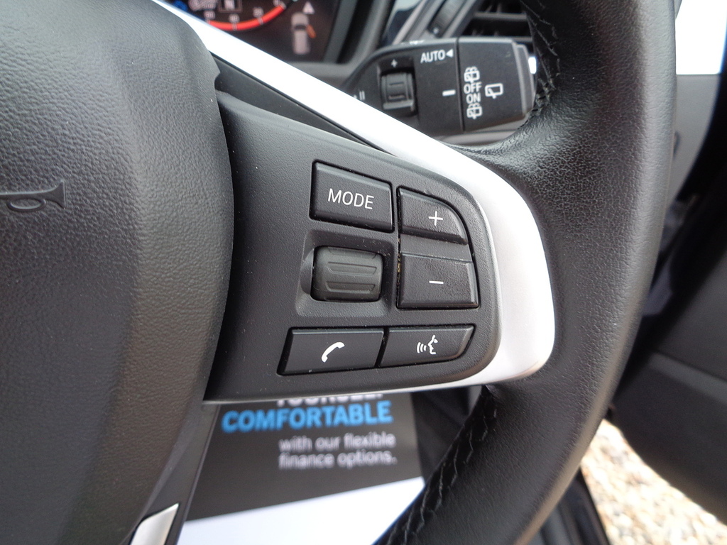 BMW X1 2L Xline Silver #10