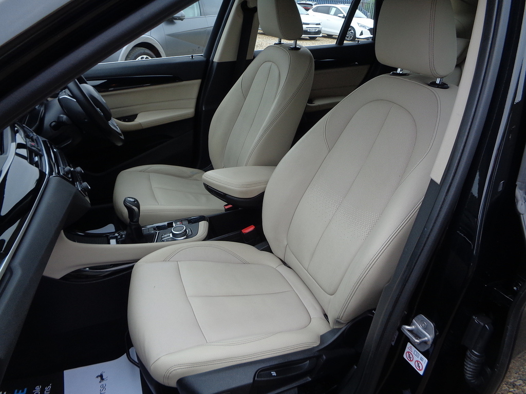 BMW X1 2L Xline Silver #21