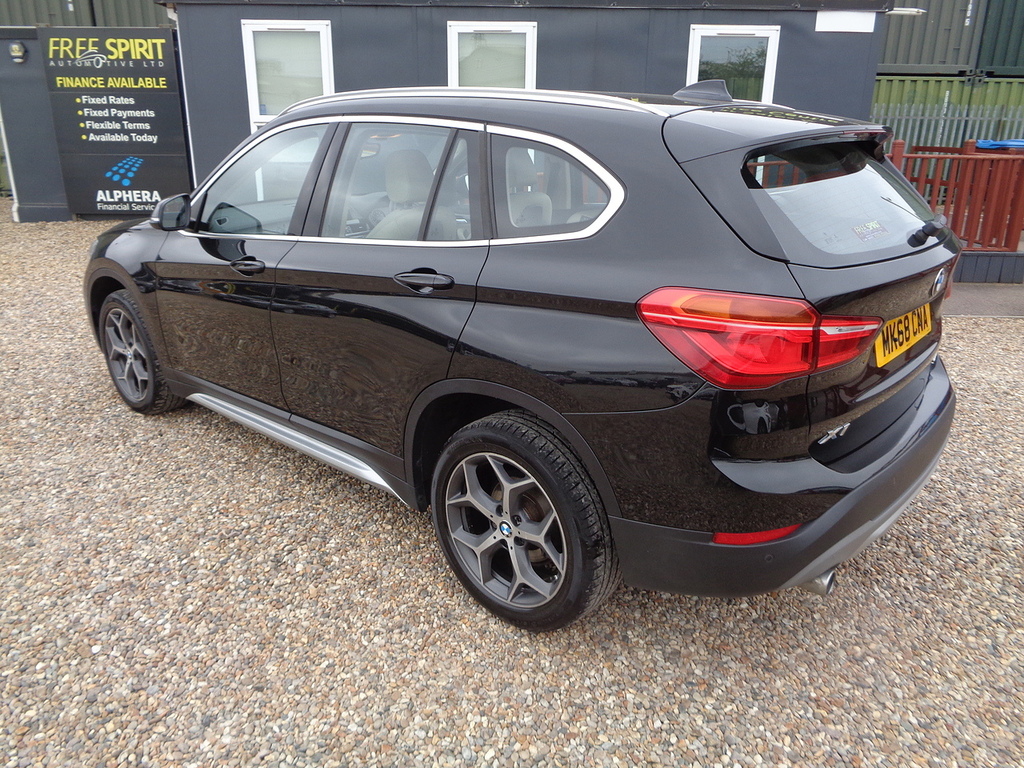 BMW X1 2L Xline Silver #29