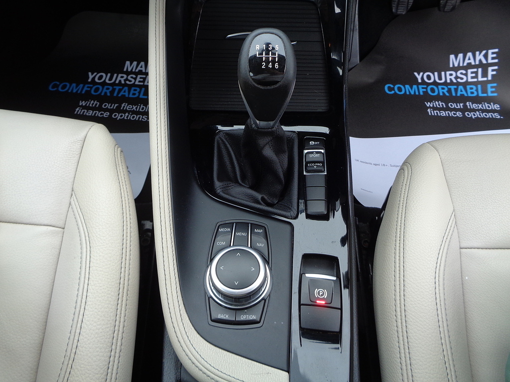 BMW X1 2L Xline Silver #15