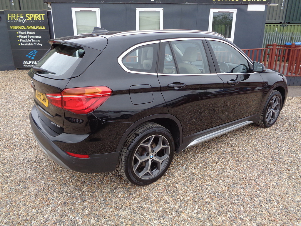 BMW X1 2L Xline Silver #28
