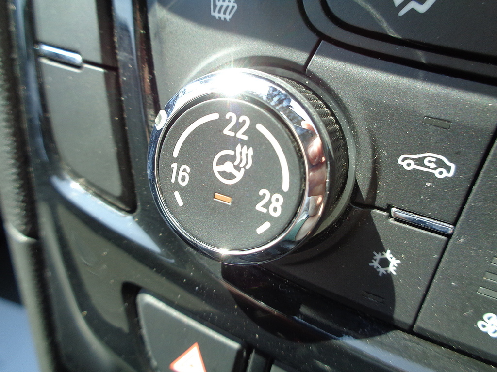 Vauxhall Mokka X Black #19