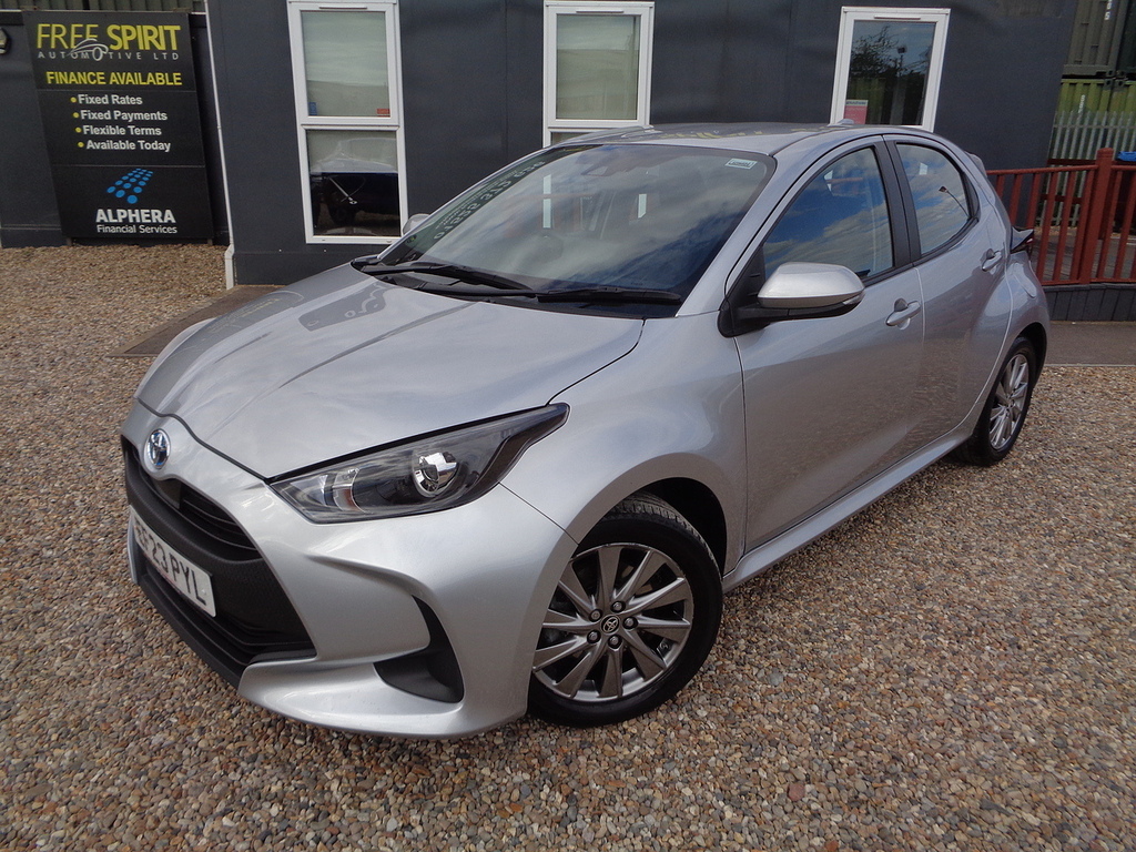Toyota Yaris Vvt-h Icon Silver #4