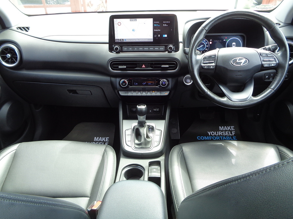 Hyundai Kona H-gdi Ultimate Black #3