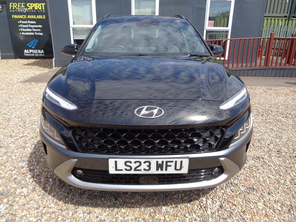 Hyundai Kona H-gdi Ultimate Black #2