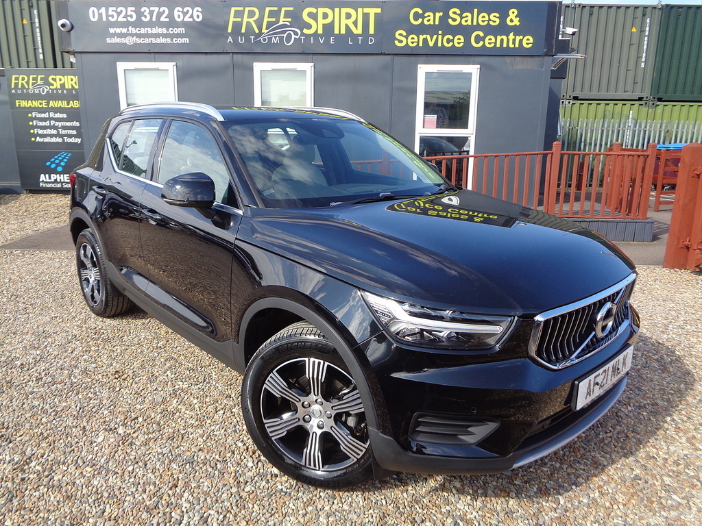Volvo XC40 T3 Inscription Black
